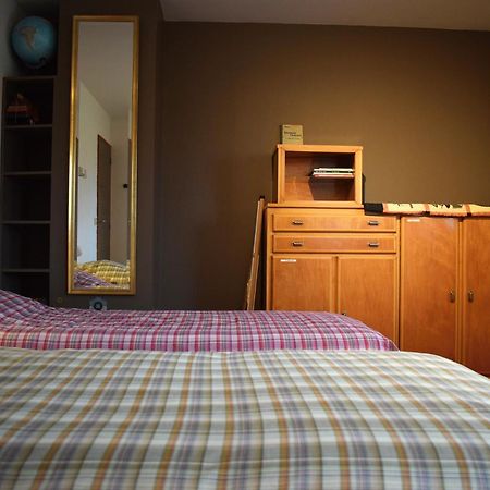 B&B Houten Huis Nazareth Bagian luar foto